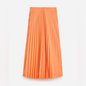 NWT JCrew Pleated pull-on midi skirt